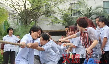 夢嬌蘭日化2015年5月1日國際勞動(dòng)節(jié)文娛活動(dòng)